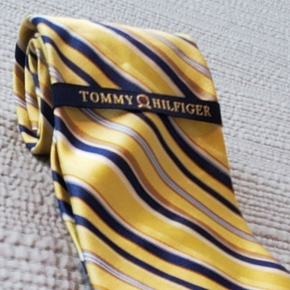 Tommy Hilfiger Mens Yellow Navy Blue Multi Stripe Silk‎ Tie Classic Width 57x3.5